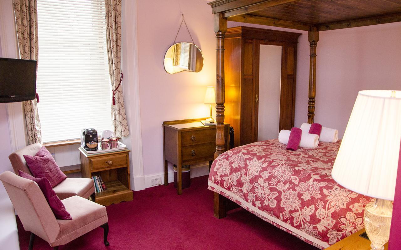 Grantown-on-Spey Rossmor Bed & Breakfast מראה חיצוני תמונה