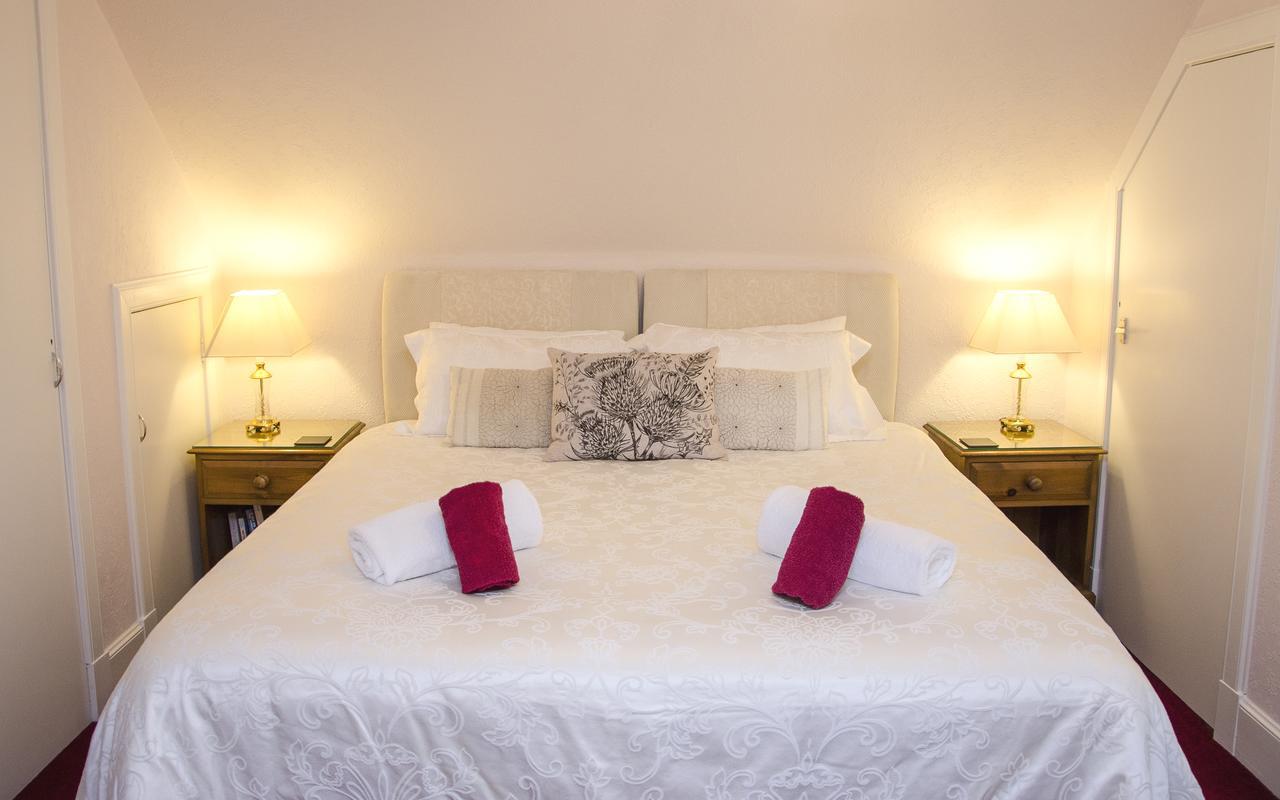 Grantown-on-Spey Rossmor Bed & Breakfast מראה חיצוני תמונה