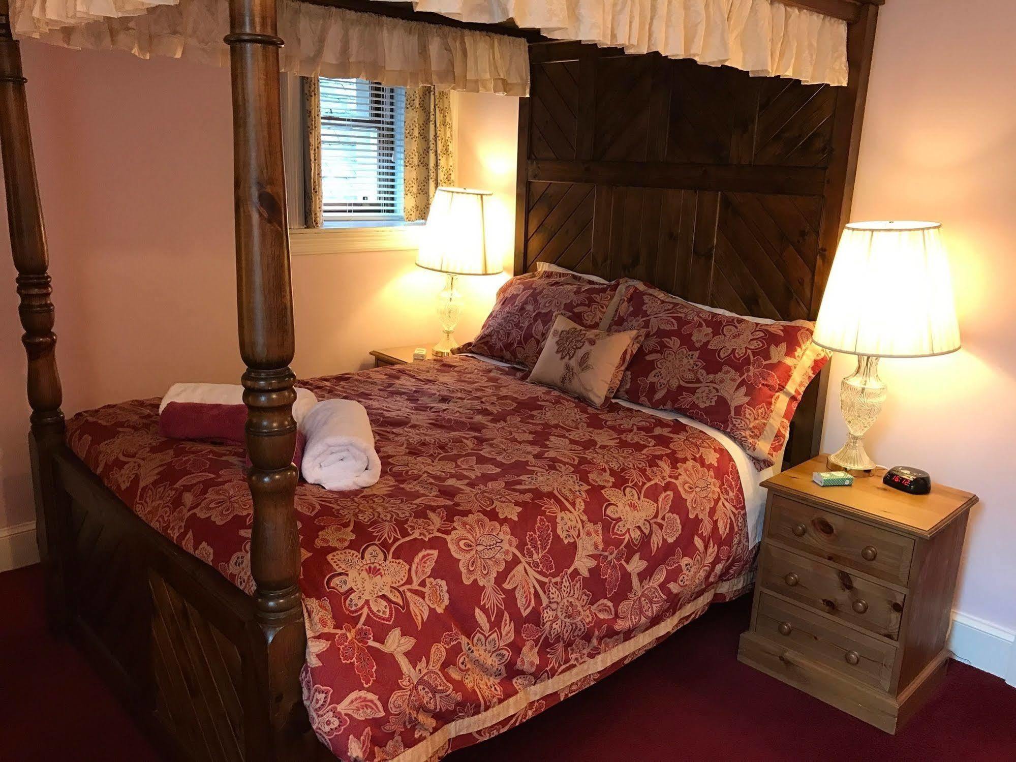 Grantown-on-Spey Rossmor Bed & Breakfast מראה חיצוני תמונה