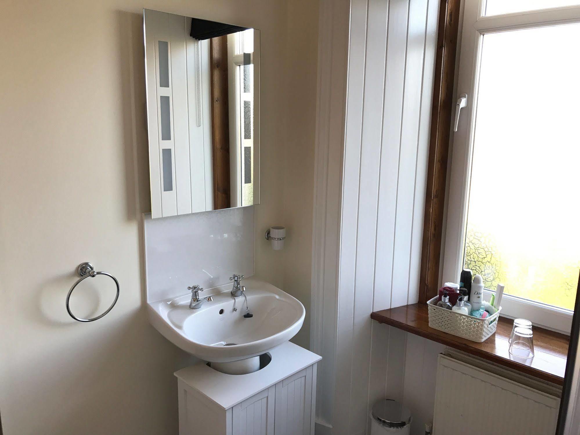 Grantown-on-Spey Rossmor Bed & Breakfast מראה חיצוני תמונה